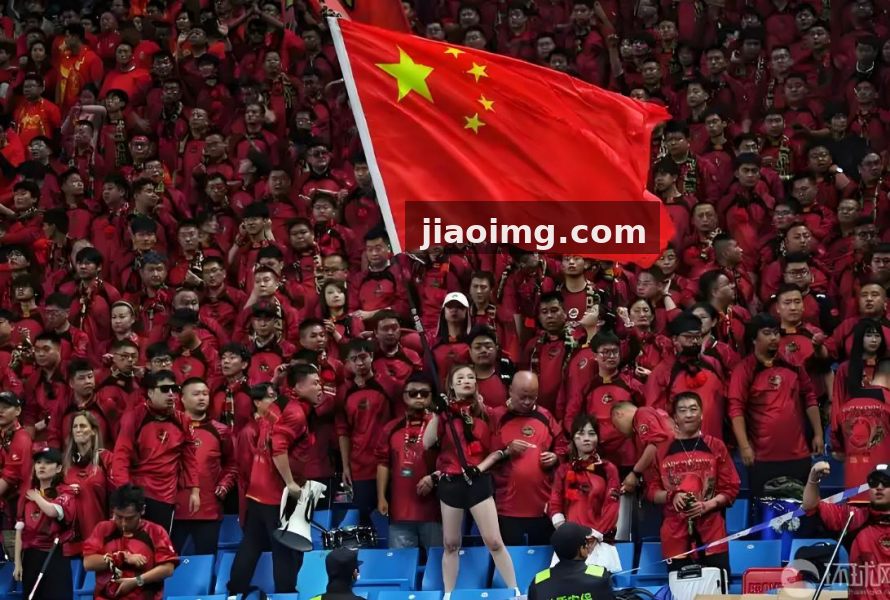 YY体育相关推荐：场均跑动与控球效率：解码本赛季五大联赛中场数据版图
